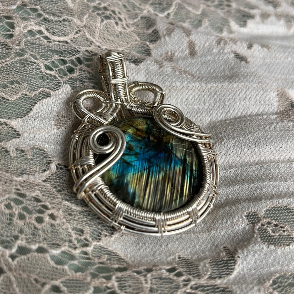 Wire wrapped Labradorite pendant